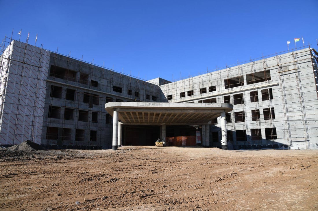 ئومێد خۆشناو: كارەكانی پڕۆژەی نەخۆشخانەی شێرپەنجە بە پێش وادەی خۆی كەوتووە