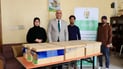 الزراعة تهدي شباباً من المثنى خلايا نحل لتطوير مشاريعهم الخاصة
