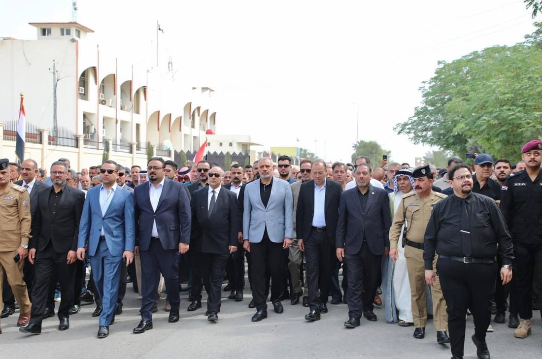 فيديو: بتشييع مهيب.. بابل تودع الشاعر موفق محمد إلى مثواه الأخير