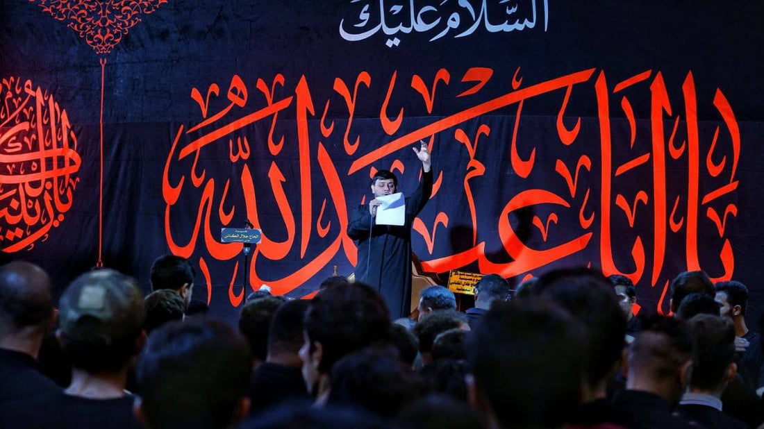 فاقد الموسوي يلهب ليالي النعمانية.. المئات حضروا في حسينية جلال الكناني (صور)