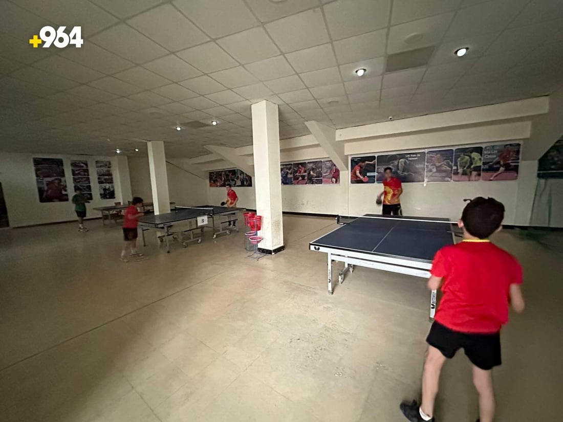 شهرة فتيان الطاولة في الكوت بلغت الصين.. لكن الملعب بلا كهرباء! (صور)