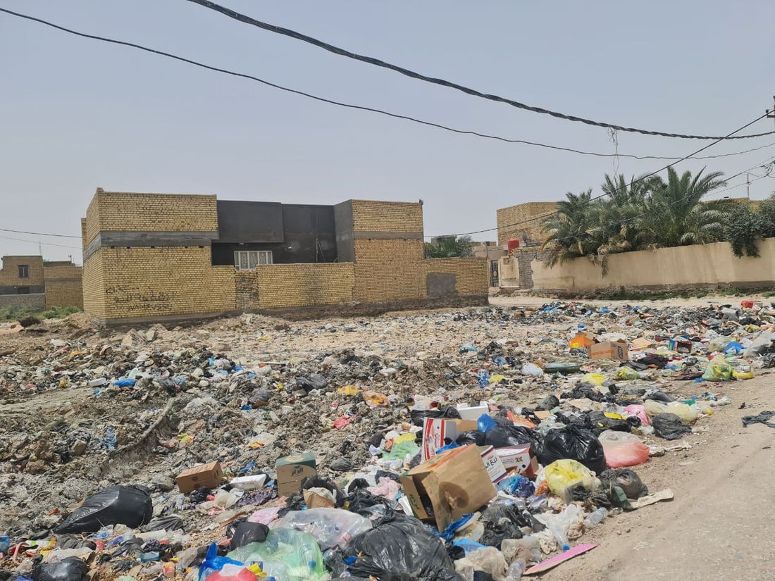 صور: حي الجامعة في السماوة لا يعرف الخدمات ولا النظافة.. “النزفية وشيكة”!
