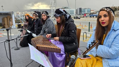 کیژانی سنە لە سلێمانی گۆرانیان وت و موزیکیان ژەند