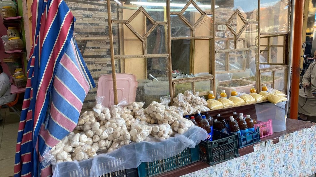 “الچثي” المالح الحامض يعود إلى هيت بوفرة.. اختفى عاماً كاملاً بسبب الجفاف (صور)