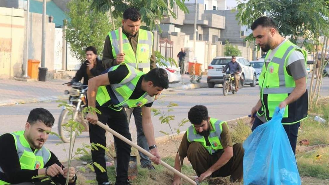 ژمارەیەک گەنج دەیانەوێت خورماتوو لە بیابانبوون بپارێزن