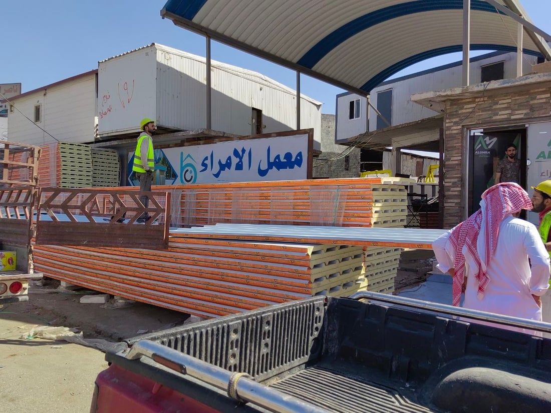 تجار سندويج بنل يدافعون عن بضاعتهم: إسألوا الدفاع المدني عن صنفنا الذي لا يحترق