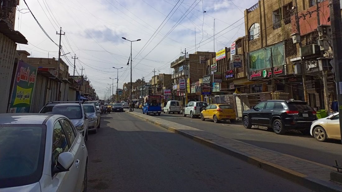 تلويح بالقوة و”تبادل اتهامات” بين البلدية وبسطات شارع 20 في البياع بشأن الزحام