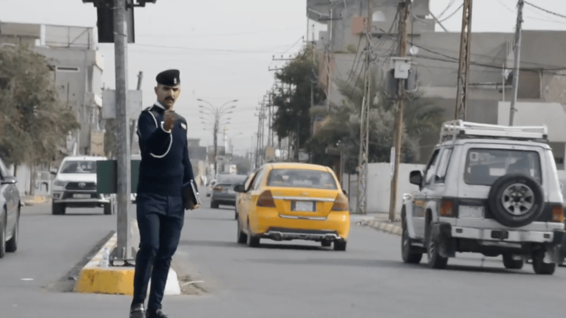 صور: أرتال المسؤولين تضايق عناصر المرور الجدد.. “تنمّر لا يطاق” في كركوك