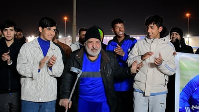 نأتيك ولو على العكاز يا جوية.. شيخ المشجعين يقارن بين زمنين (فيديو)