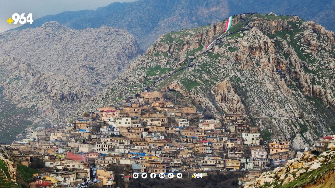 شارەوانی ئاكرێ رێگەنادات خانوەكان بە رەنگی جیاواز بۆباخ بكرێن