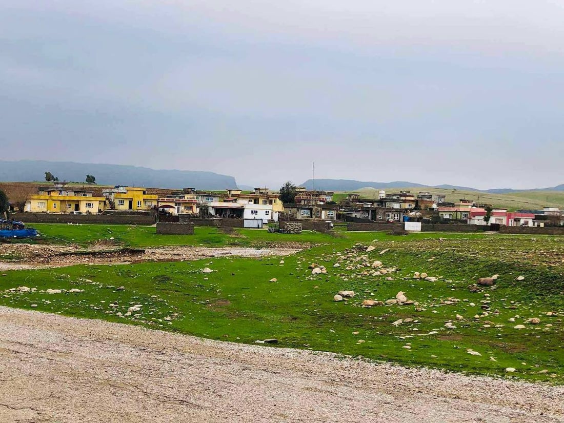 لە گوندێکی ئاکرێ زەوی بۆ خانووکردن نەماوە