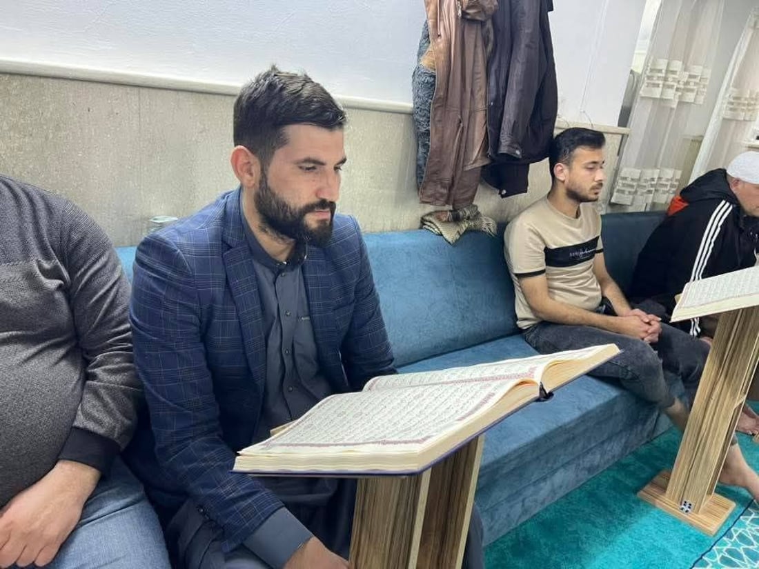 صور: آلتون كوبري تحيي ليلة القدر بالقرآن والدعاء وموائد السحور