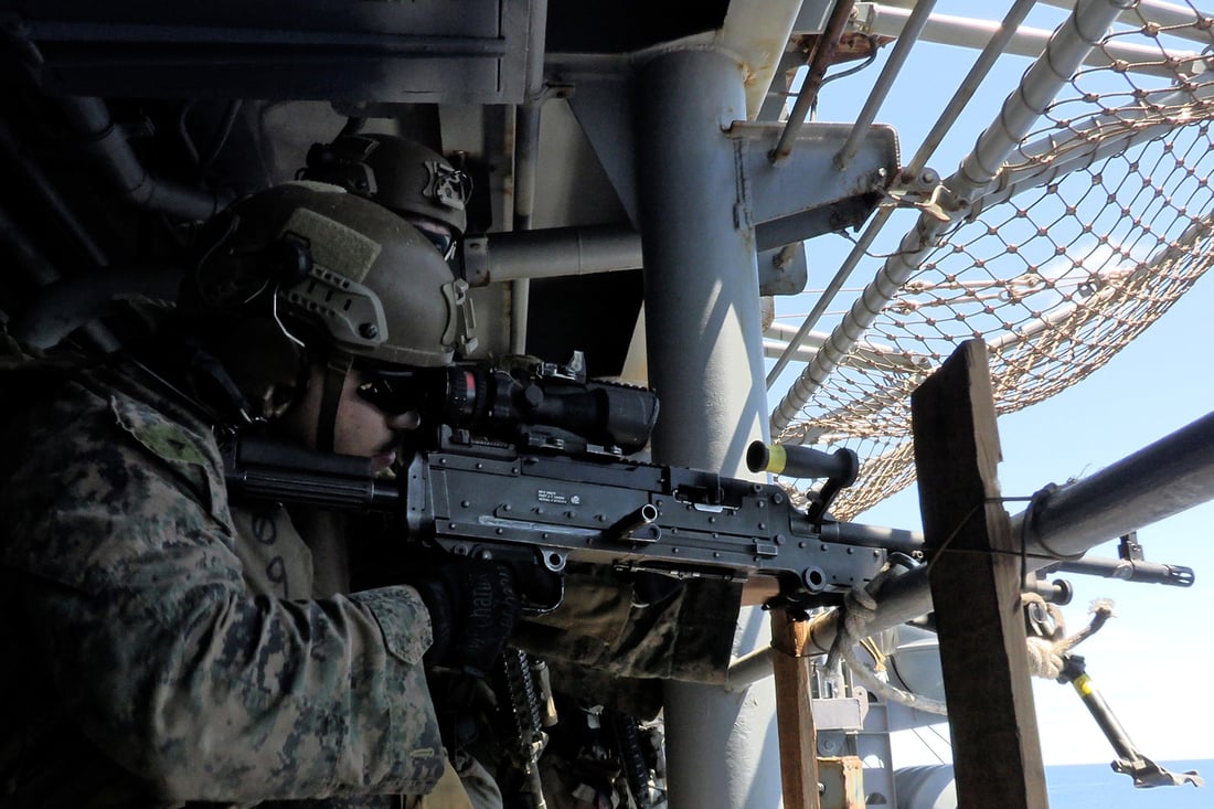 کەشتیی جەنگیی “یو ئێس ئێس تریپۆلی” و 3500 سەربازی ئەمریکی گەیشتنە ناوچەکە