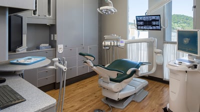 لە کوردستان نەخۆشخانەیەکی فریاکەوتنی 24 کاتژمێری ددان نییە