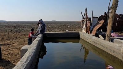 النهر ليس بعيداً لكن ما جدوى ذلك.. عطاشى بعدك يا “تنكر” سيد عدنان