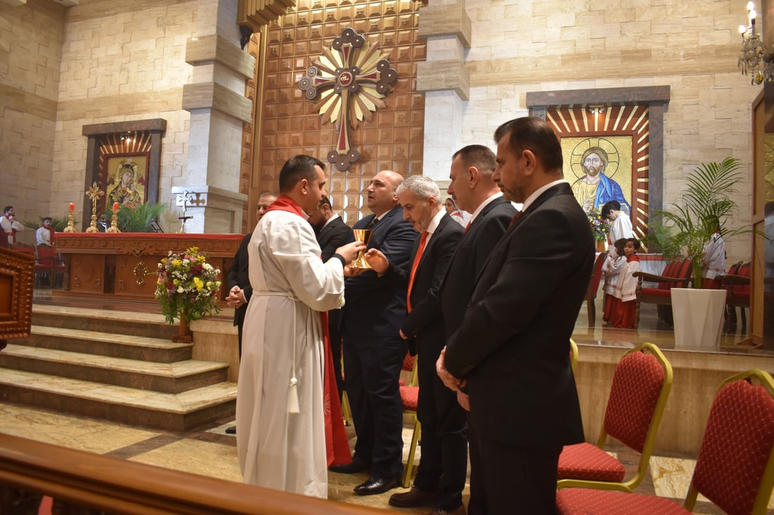 خميس الأسرار.. مشاهد من طقس غسل الأرجل بعد العشاء الأخير