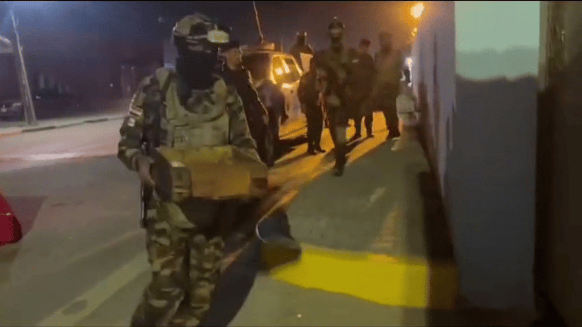 Basra police arrest two tribal sheikhs, 11 others after armed clash