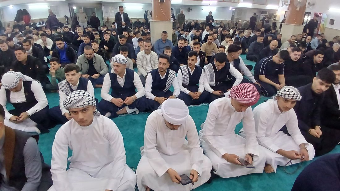 أهالي آلتون كوبري يؤدون صلاة العيد بالأزياء التركمانية التقليدية (فيديو+صور)