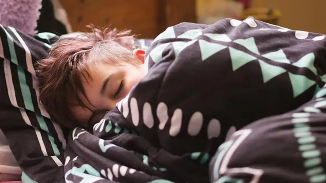 توێژینەوەیەک: 15 خولەک خەوى زیادە تواناى مێشکى هەرزەکاران باشتر دەکات