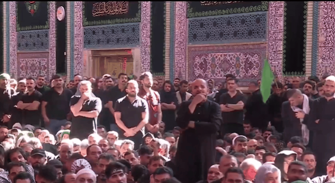 صور من أروقة العتبة الحسينية حيث يحيي الملايين ذكرى عاشوراء