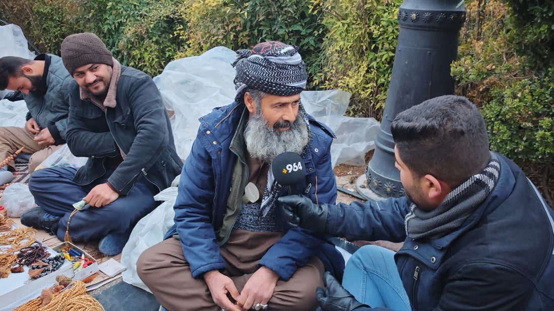 مام حەمەدەمین؛ ئەو کاسبکارەی هەولێر کە نە گەرما دەیناسێت و نە سەرما