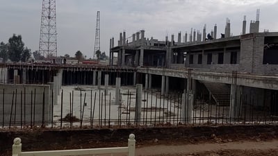 الموصل تحجز موقعها على طريق التنمية وتجهّز مطارها والقطار.. الوزير كان هناك