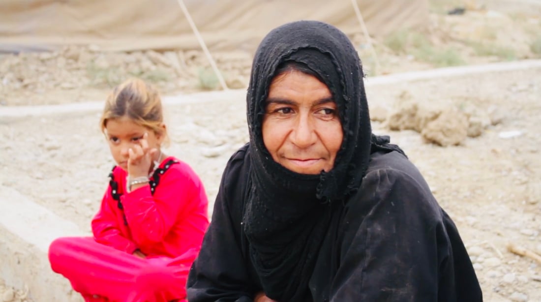 صور من ورشة أم أحمد.. فخامة صناعة التنور الطيني في صلاح الدين