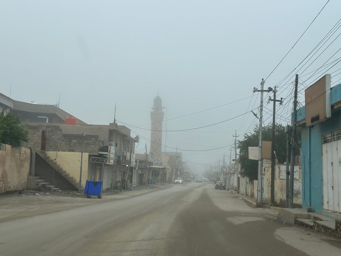 أجواء ضبابية في حديثة.. الرؤية محدودة لكنها متاحة (صور)