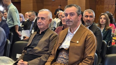 هەڤاڵ ئەبوبەکر دیزانێکی نوێی بۆ جلە کوردییەکانی کردووە