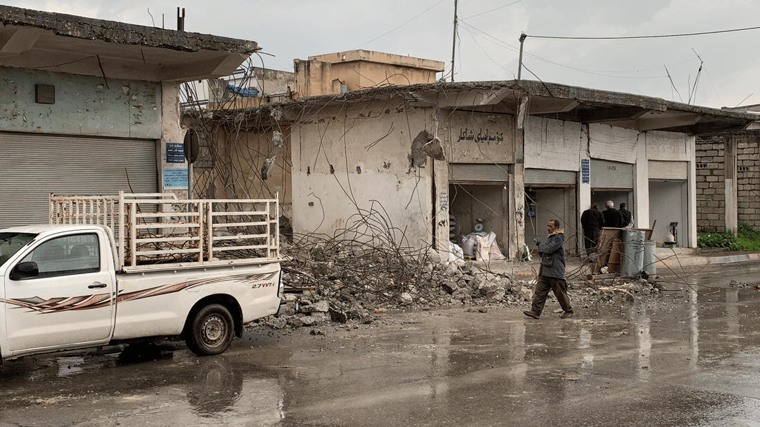 دوکانەکانى ناو بازاڕى قەڵادزێ دەڕوخێنرێن