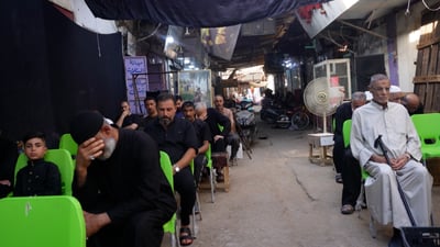 عاشوراء أبو الخصيب.. مجلس بلا بهرج على نفقة أهل الدكاكين وخطيب متواضع محبوب