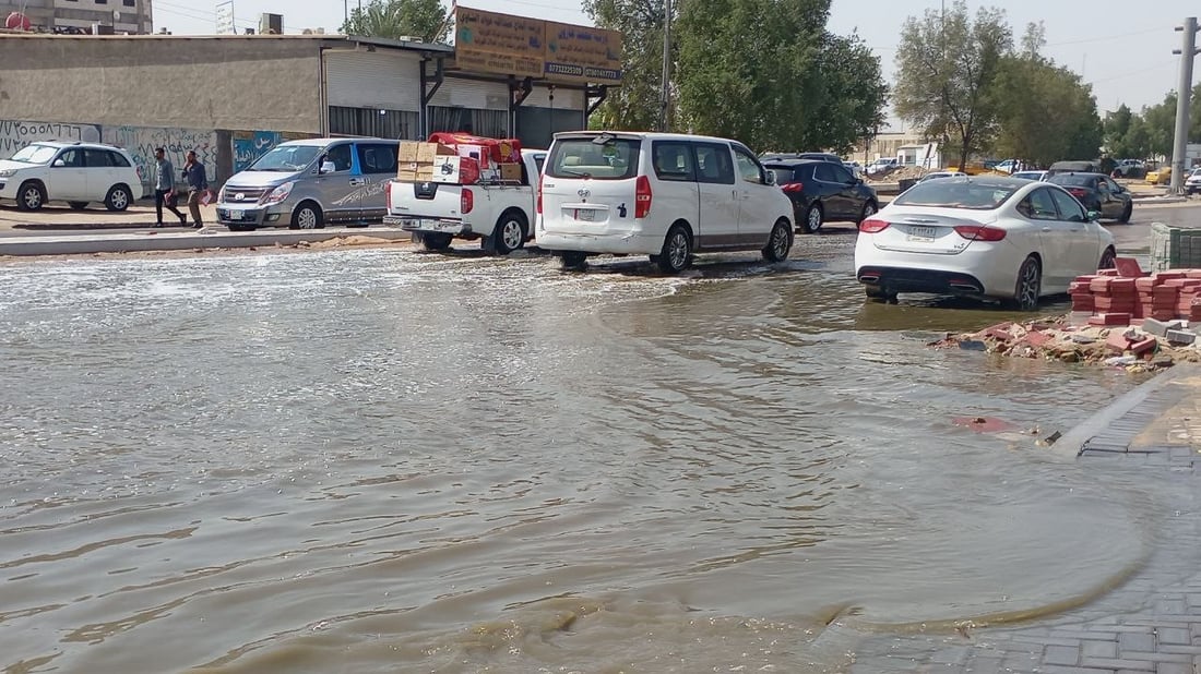 صور: قلب البصرة التجاري غرق بالمجاري وانقطعت الأرزاق