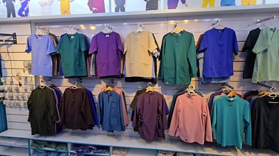 Factory in Mosul produces thousands of medical scrubs each month
