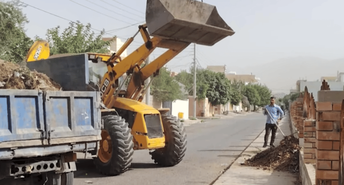 شەقامى ساراى پیرەمەگروون چیمەنتۆ کرا و خاشاکى دەربەندیخانيش پاككرایەوە