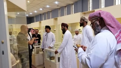 رحالة خليجيون يتجولون في متحف أربيل الحضاري.. وانفتاح جديد على السواح الأجانب (صور)