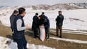 لە پێنجوێن پۆلیسی دارستان و رێکخراوێکی ژینگەیی خۆراکیان بۆ باڵندەکان دابینکرد