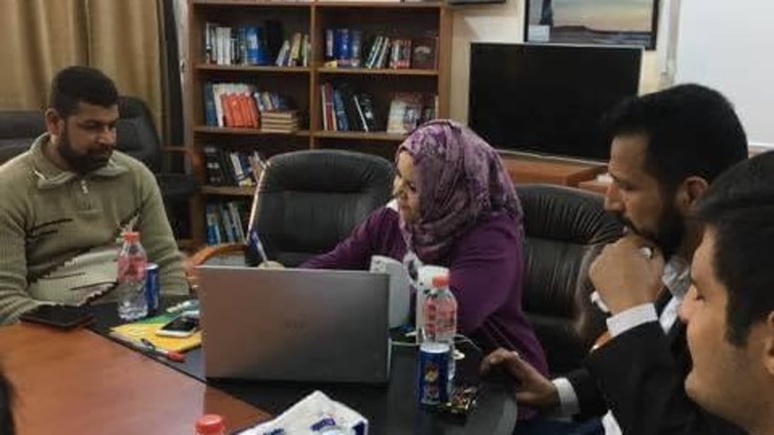 Maysan lecturer empowers visually-impaired students with audio English courses