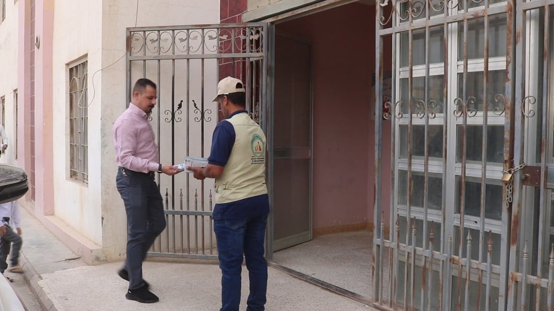 سامراء: لصق عبارة “لا للرشوة” على أبواب 4 دوائر حكومية (صور)