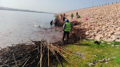 شارەوانی کەرکوک بەردەوامە لە هەڵمەتی پاککردنەوەی کەناراوەکانی بەنداوی “خاسە چای”