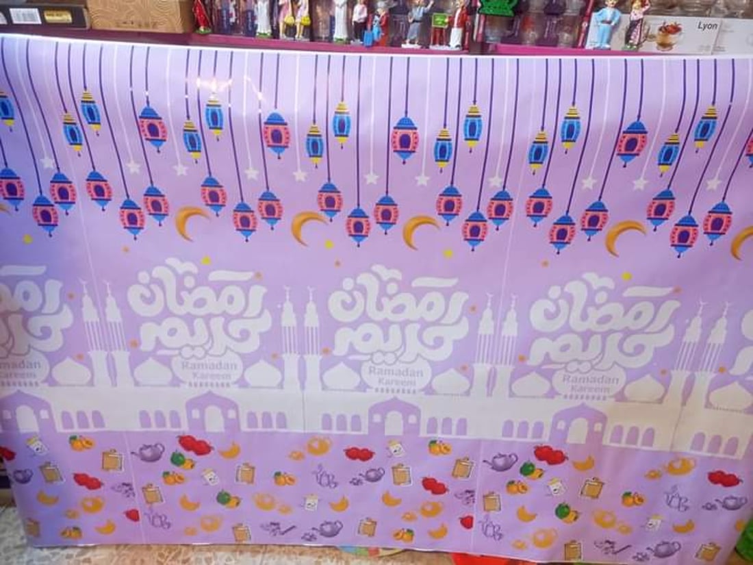 صور: البغداديون يستعدون مبكراً لشهر رمضان.. قائمة بأسعار مواد المطبخ