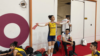 دییە وەلی ئێستا دوور لە باوکی یاریی دەکات و پەیامی بۆ دەنێرێت