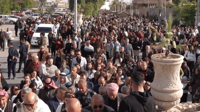 مشي مسيحي.. على الأقدام إلى تل القديسة بربارة: نذور ومراد في كرمليس