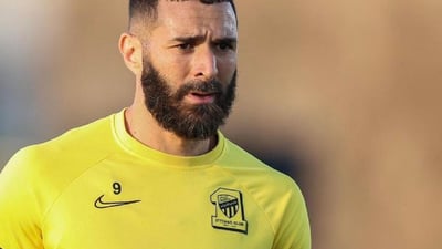 بنزێما سكاڵا له‌سه‌ر وه‌زیری ناوخۆ تۆمار ده‌كات