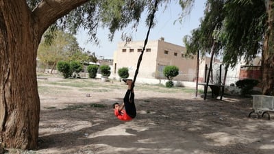 أطفال “أبي غرق” إلى الحلة بحثاً عن متنزهات.. ومدير الناحية يعد بـ 3 بدل واحد