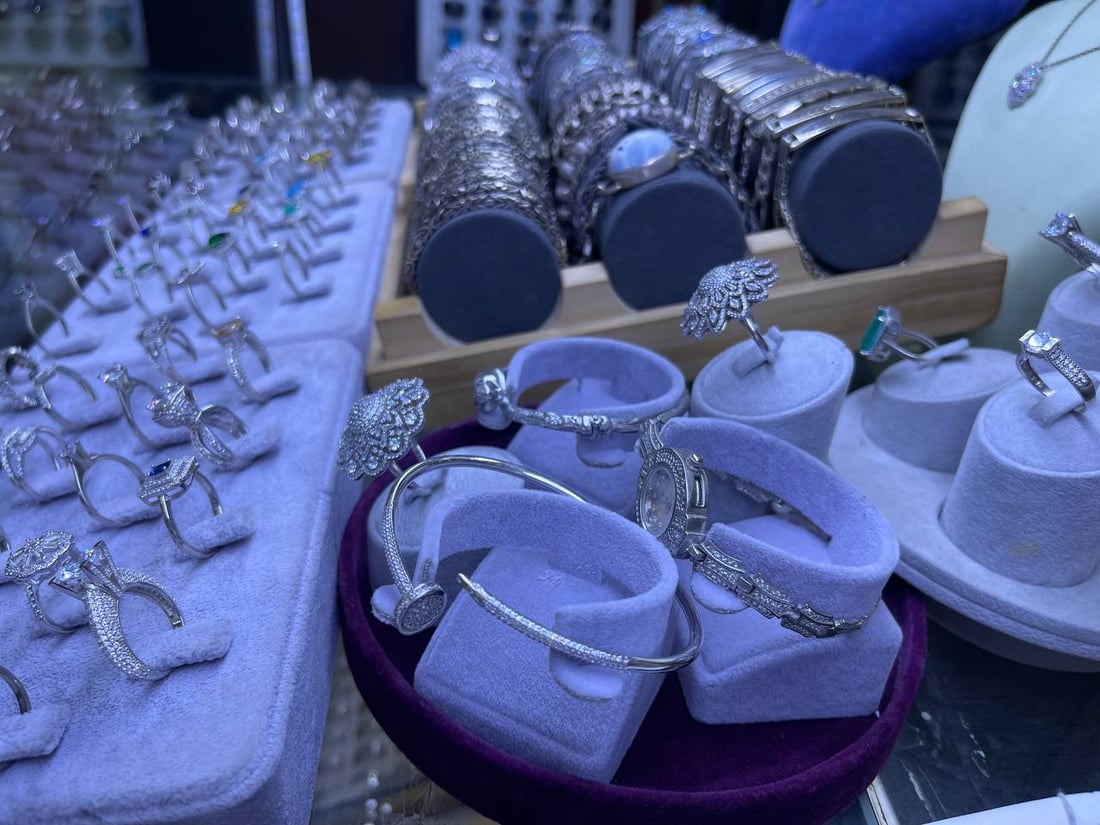 لای خانمانی دهۆک ئێستا باوی زیوە و بوک لە بری زێڕ بەکاری دەهێنێت