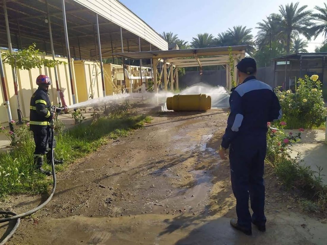 صور: السيطرة على تسرب لغاز الكلور داخل مشروع الدولاب في بابل