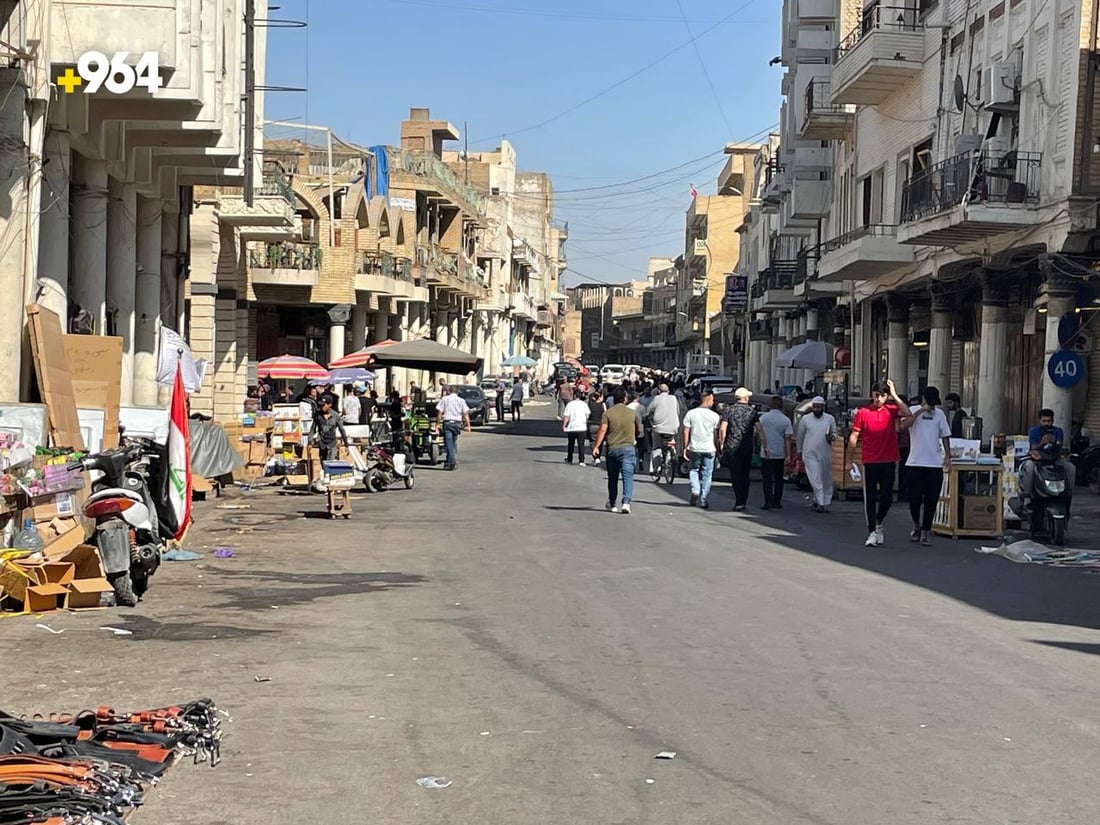 صور: إغلاق الطرق المؤدية إلى شارع المتنبي من 4 جهات.. الوصول سيراً على الأقدام