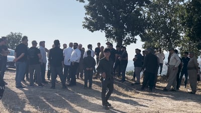 دانیشتووانی گوندێک لە نزیک سۆران گردبوونەوە