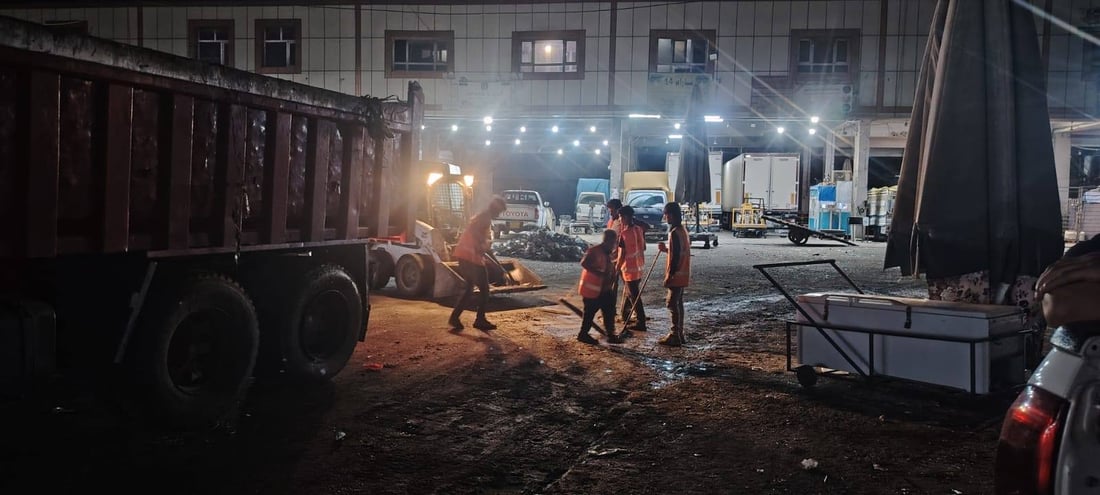 شەوانی هەینی نزیکەی 10 تۆن زبڵ و خاشاک لە عەلوەی هەولێر کۆدەکرێتەوە