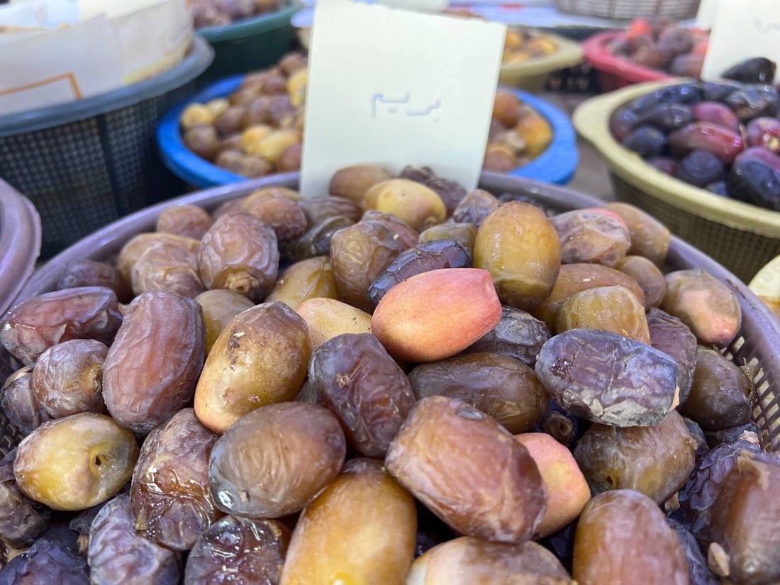 صور: “جمرة” كربلاء أغلى من “برحي” البصرة.. يباع جنوباً بـ3000 وسعر كركوك 9